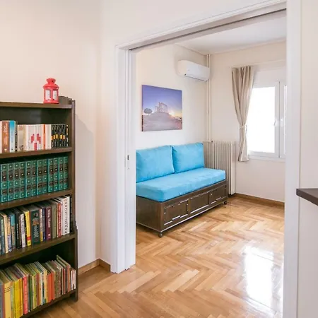 Magnificent Luxury Retrostyle Flat Acropolis View Apartment Athens