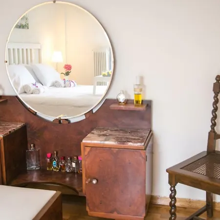 Apartment Magnificent Luxury Retrostyle Flat Acropolis View *