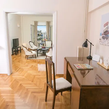 Magnificent Luxury Retrostyle Flat Acropolis View Athens