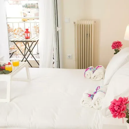 Magnificent Luxury Retrostyle Flat Acropolis View Athens