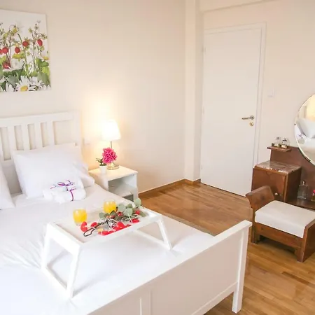 Magnificent Luxury Retrostyle Flat Acropolis View * Athens